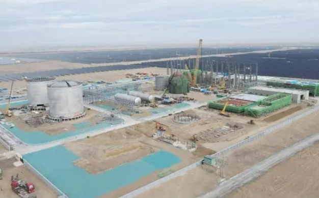 中绿中科储能“揭榜挂帅”项目主变压器合闸受电成功